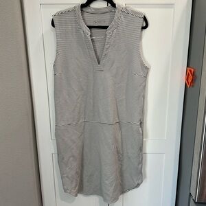 Carve Design X Large striped dress white grey pockets cotton blend stretch